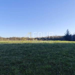 Karlovac, Vukova Gorica - okolica, drveni objekt na parceli 4.115m2