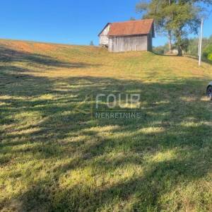 Karlovac, Vukova Gorica - okolica, drveni objekt na parceli 4.115m2