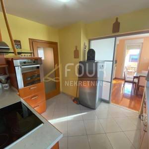Kastav, 133.01m2, 3s+db i lođa, tavan 69.64m2