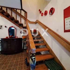 KASTAV, BRESTOVICE - dvojna kuća s panoramskim pogledom