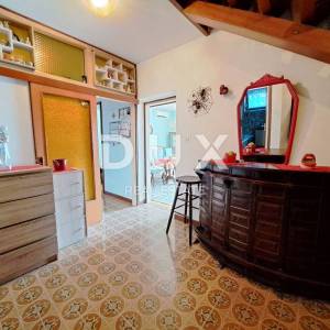 KASTAV, BRESTOVICE - dvojna kuća s panoramskim pogledom