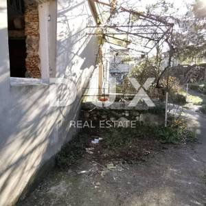 KASTAV, CENTAR -  kuća 246 m2 u starom gradu + okućnica 400m2