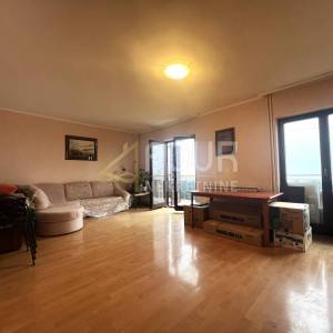 Kastav, etaža kuće, 124.37m2, 2s+db, balkon, panoramski pogled na more