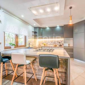 Kastav, izvrsna novogradnja s bazenom, 282m2, garaža
