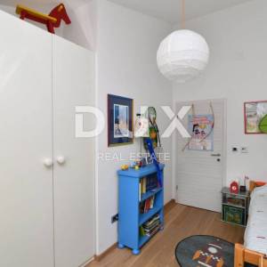 KASTAV - luksuzni penthouse s pogledom na more