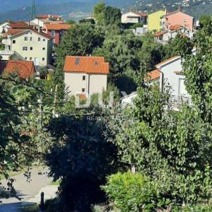 KASTAV, MATULJI - građevinsko zemljište 1930m2 za obiteljsku kuću / stambenu zgradu-stanove 