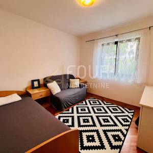 Kastav, Rešetari, 73.20m2, 2s+db, zatvorena lođa, pogled na more