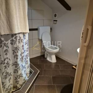 Kastav, Rešetari, kuća s 3 stana, 270m2, pogled na more