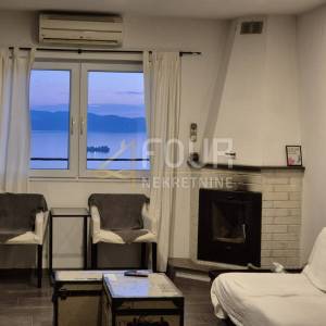 Kastav, Rešetari, kuća s 3 stana, 270m2, pogled na more