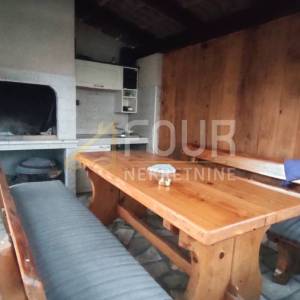 Kastav, Rešetari, kuća s 3 stana, 270m2, pogled na more