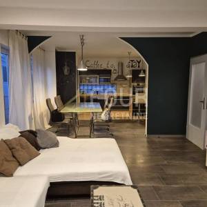 Kastav, Rešetari, kuća s 3 stana, 270m2, pogled na more