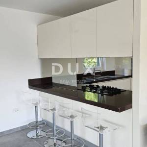 KASTAV, REŠETARI - stan novogradnja 130m2, 1.kat, DB+3S s pogledom na more i garažom + okućnica 57m2