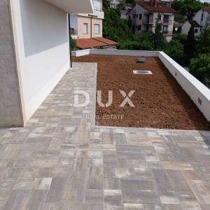 KASTAV, RUBEŠI - dvoetažni stan 150m2, DB+3S s pogledom na more i garažom + okoliš 200m2 - SE