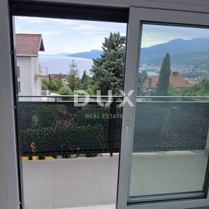 KASTAV, RUBEŠI - dvoetažni stan 150m2, DB+3S s pogledom na more i garažom + okoliš 200m2 - SE