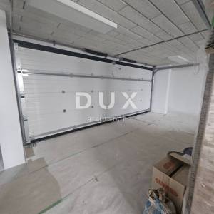 KASTAV, RUBEŠI- dvojna kuća 150m2, DB+3S s pogledom na more i garažom + okoliš 200m2 - SW