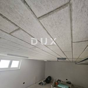 KASTAV, RUBEŠI- dvojna kuća 150m2, DB+3S s pogledom na more i garažom + okoliš 200m2 - SW