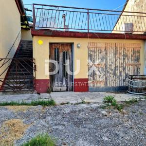 KASTAV, RUBEŠI - samostojeća kuća s okućnicom od 1600m2