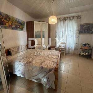KASTAV, SPINČIĆI - zgrada mješovite namjene, površine 379 m2 