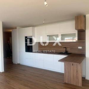 KASTAV – Stan novogradnja  2S+DB s pogledom na more, 120 m² + garaža i 2 parkirna mjesta!