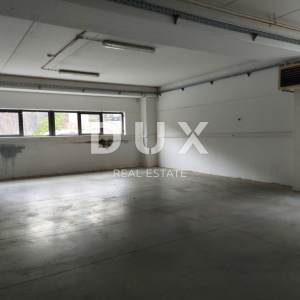 KASTAV, ŽEGOTI- dvoetažni poslovni prostor 421m2 s liftom za zakup/najam + parking