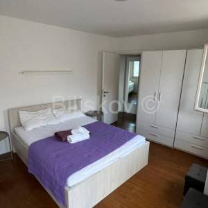 Kaštel Štafilić, stan u prvom redu do mora, prodaja