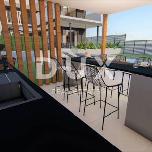 KAŠTEL STARI - Iznimna vila s pogledom na more