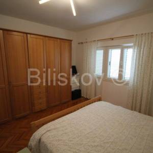 Kaštel Stari, kuća s 4 stana, 416m2, prodaja