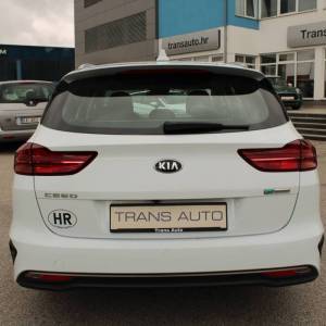 Kia Ceed SW 1.6 CRDi *KAMERA*