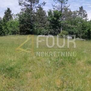 Klana, građevinsko zemljište, 2.732m2