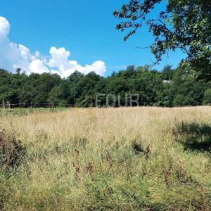 Klana, Studena, poljoprivredno zemljište 349m2