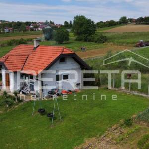 Ključ, Zgrada, 238.000,00 EUR
