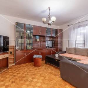 Komforan Stan 53,45m2 u Srcu Pule: Udoban Život u Blizini Svim Gradskim Sadržaji
