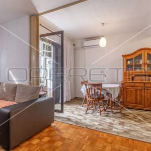 Komforan Stan 53,45m2 u Srcu Pule: Udoban Život u Blizini Svim Gradskim Sadržaji