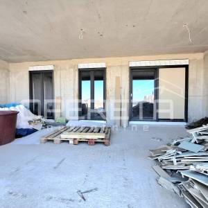 Komforan stan s pogledom na more i vrtom – Okrug Gornji/Čiovo