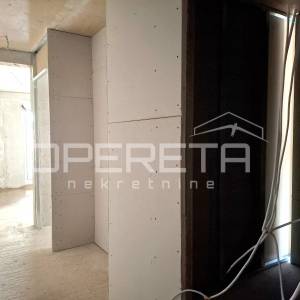 Komforan stan s pogledom na more i vrtom – Okrug Gornji/Čiovo