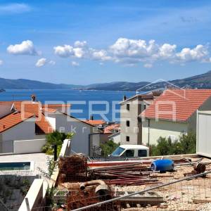 Komforan stan s pogledom na more – Okrug Gornji/Čiovo