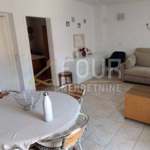 Korčula, Lumbarda, kuća s dva stana 180m od mora!