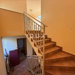 KOSTRENA - 4S + DB, 125m2 s panoramskim pogledom i okucnicom