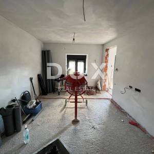KOSTRENA- dvojna  kuća, 5 apartmana, pogled!!!