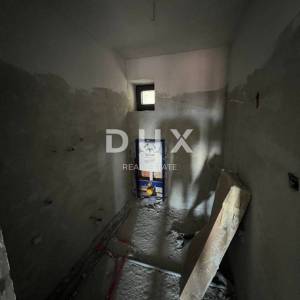 KOSTRENA- dvojna  kuća, 5 apartmana, pogled!!!