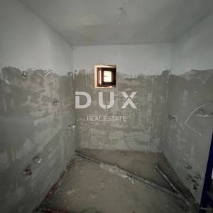 KOSTRENA- dvojna  kuća, 5 apartmana, pogled!!!