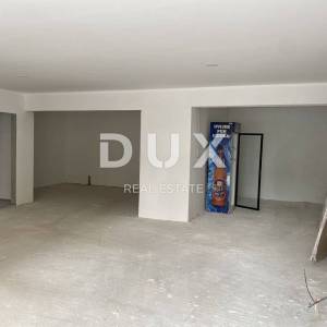 KOSTRENA - Moderna ekskluzivna novogradnja - stan u prizemlju s okućnicom 400m2, apartmanom 42m2 i garažom 100m2