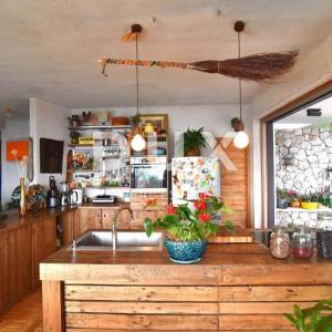 KOSTRENA - Predivna vila s bazenom na parceli od 2200m2