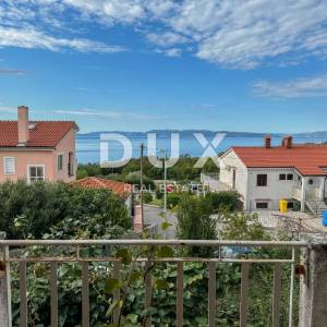 KOSTRENA, RIJEKA - samostojeća kuća s okućnicom i pogledom na more, mirna ulica, 400m od mora