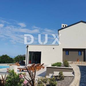 KOSTRENA - Vrhunska villa s bazenom