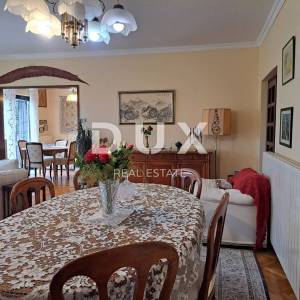 KOSTRENA, ŽURKOVO - obiteljska vila nadomak mora