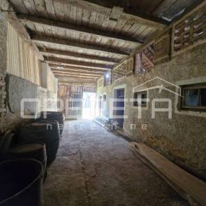 Kraljevec na Sutli, Zgrada, 168.000,00 EUR