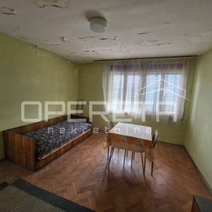 Kraljevec na Sutli, Zgrada, 168.000,00 EUR