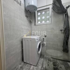 Kraljevica, 27.95m2, uređena garsonijera s balkonom, blizina mora