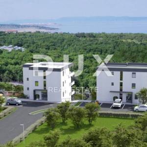 KRALJEVICA - 2S+DB u novogradnji, terasa, pogled!